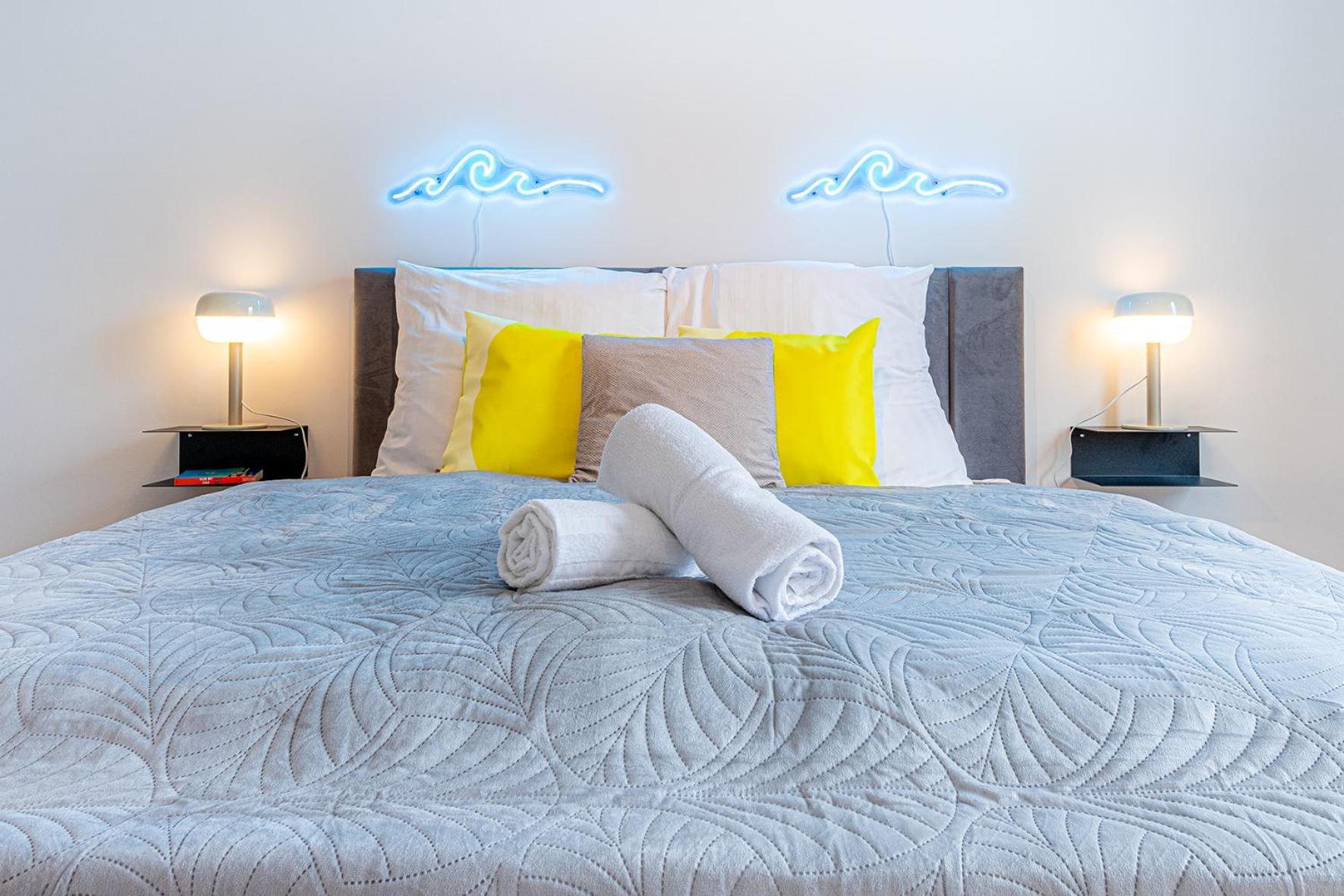 Sadebo Wave 6 Gaeste 2 Schlafzimmer 1 Wohnzimmer Apartment Lubeck